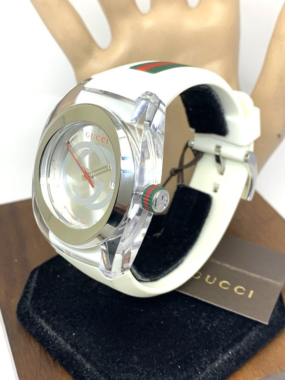 GUCCI Men's Watch YA137102 Sync Swiss Quartz Silver Dial White Rubber Band 46mm - Picture 2 of 13